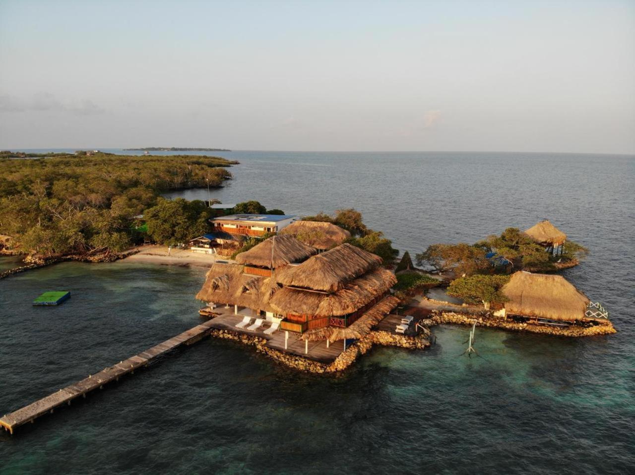 Hotel Puntanorte Tintipan Island Exterior foto